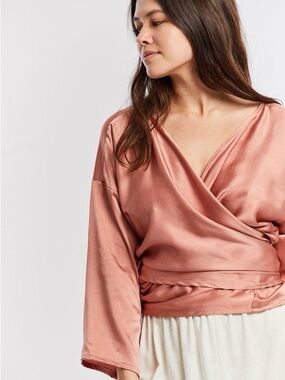 NWT MBS Wrap Top 100% Silk Charmeuse one size peach pink naturally dyed